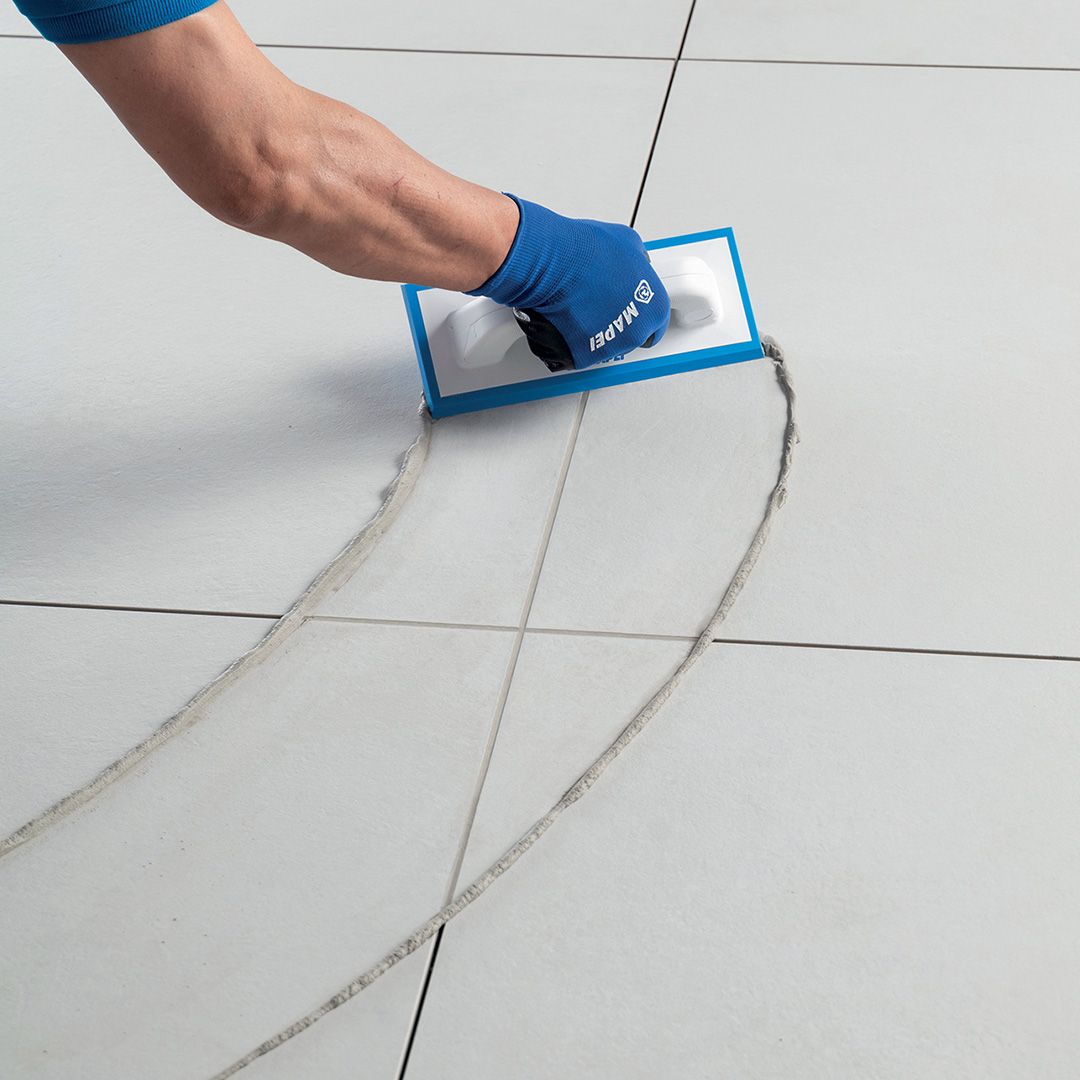Carreleur Hainaut, carrelage sans pose et produits Mapei à Tournai : comment réussir son chantier ?