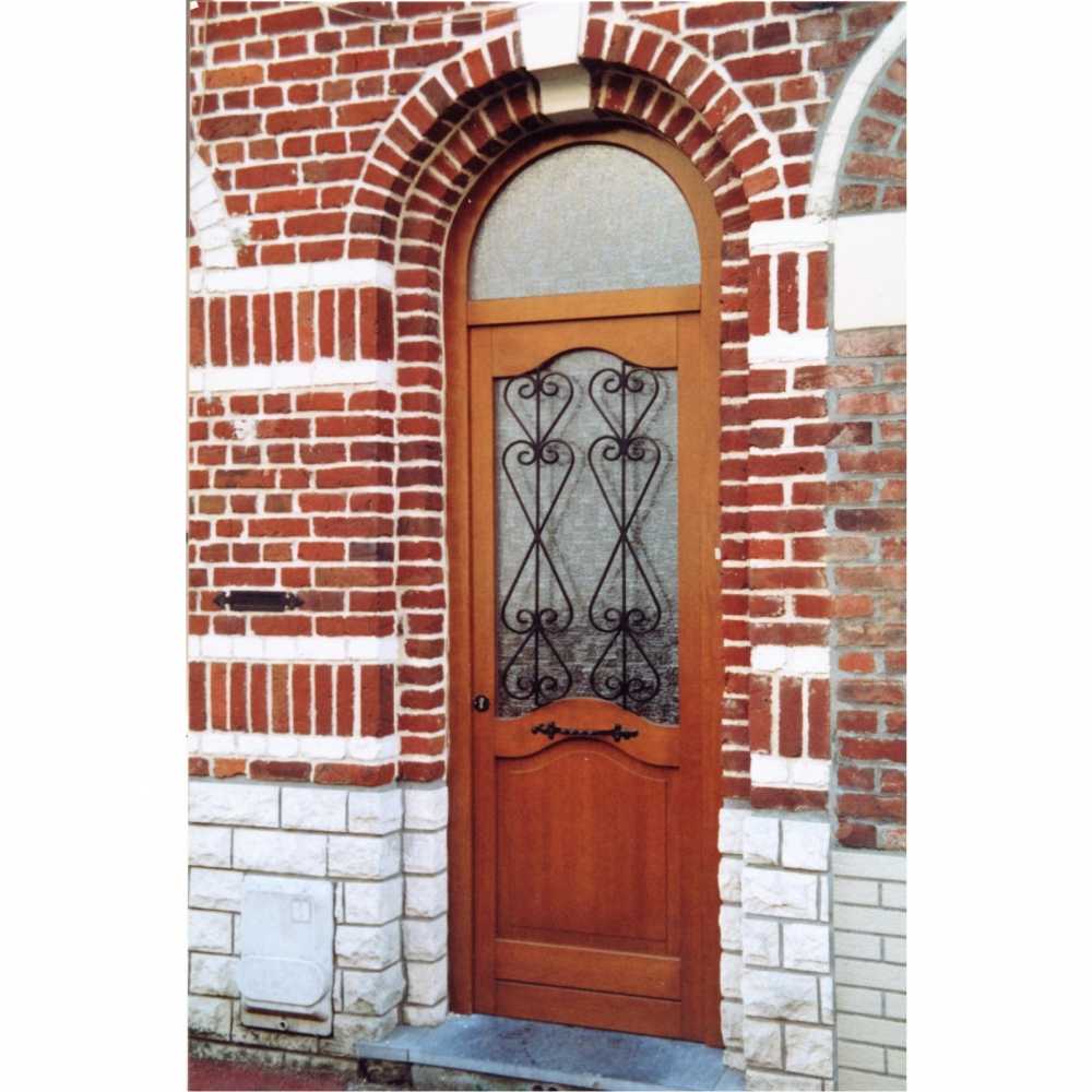 Porte bois Excelsior et grilles Yucca