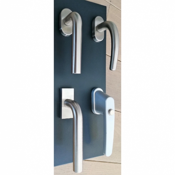 Inox Astra, Vega, Trippa et Lambda