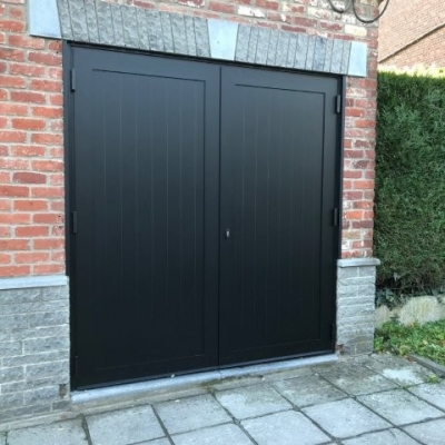 Porte de garage en aluminium noir - Profel