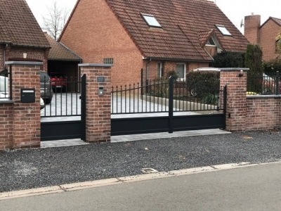 Portail en aluminium Amboise gris anthracite